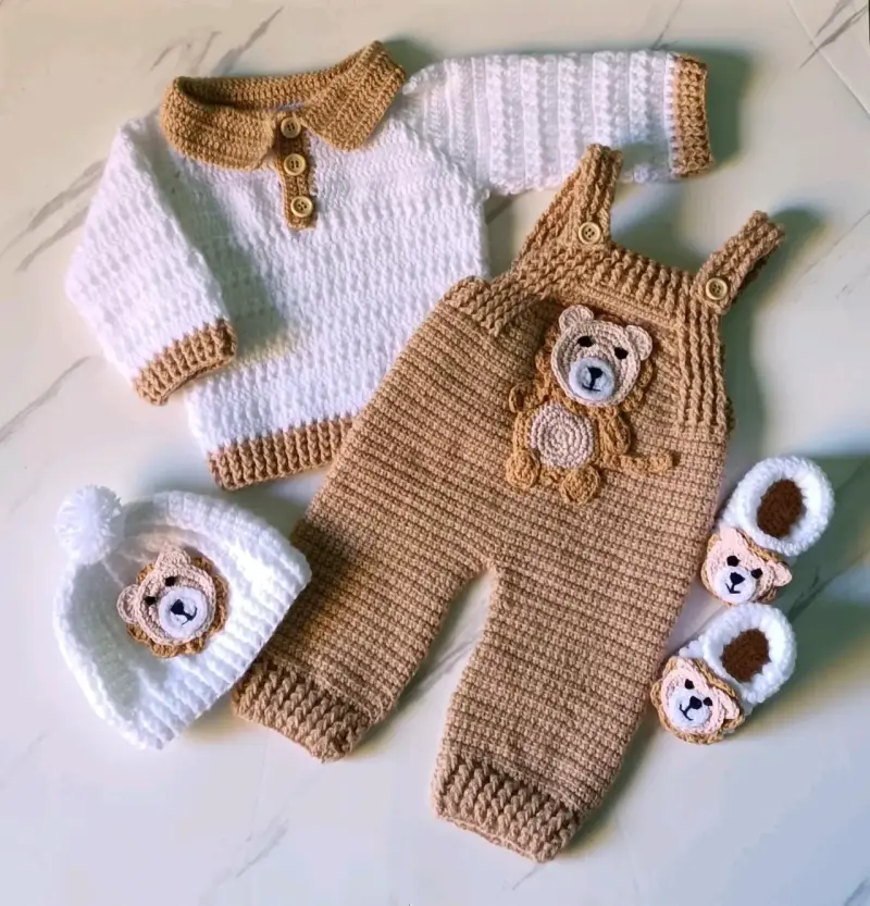 Conjunto de ropa tejida para bebé con flores - 2