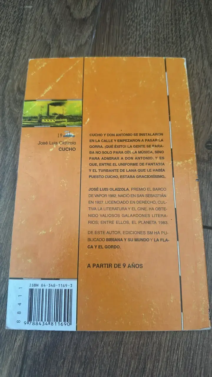Libro 'Cucho' de José Luis Olaizola - 2