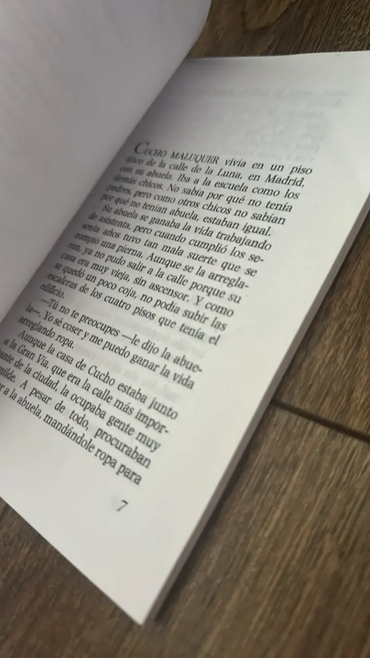 Libro 'Cucho' de José Luis Olaizola - 3