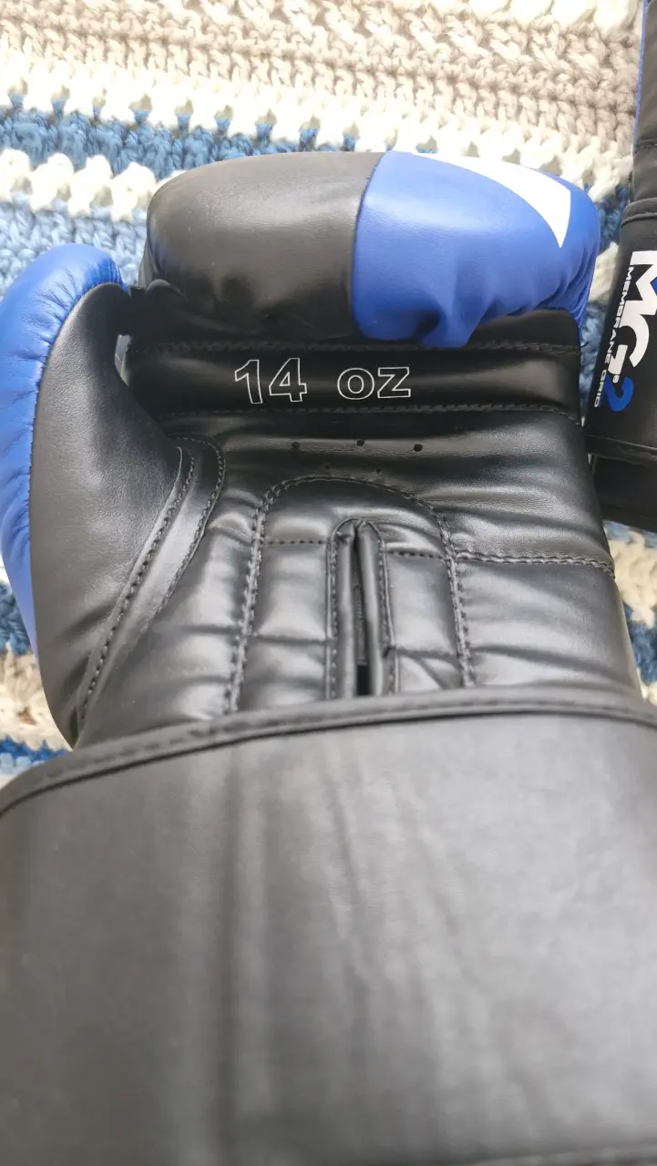 Guantes de Boxeo RDX 14 oz Azul y Negro - 3