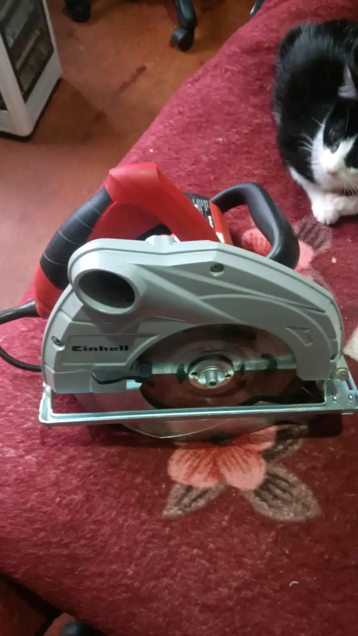 Sierra circular Einhell TC-CS 1400W - 2