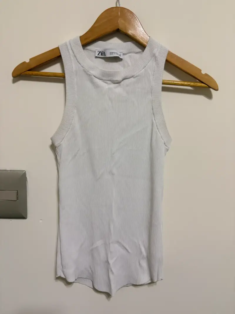 Polera sin mangas blanca Zara para mujer - 1