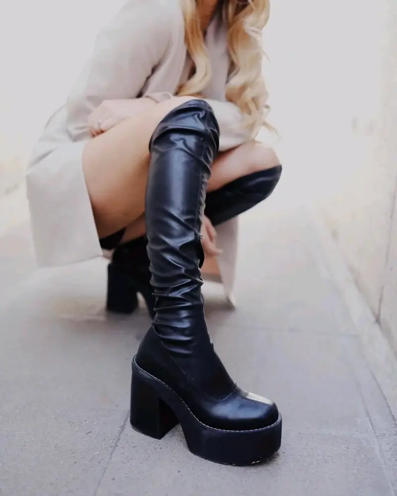 Botas negras de plataforma CMORAN - 1