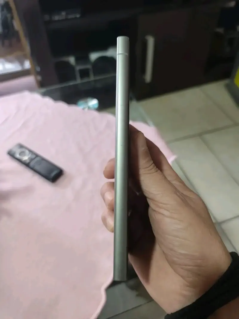 Smartphone Samsung Galaxy S24 Ultra en buen estado - 4