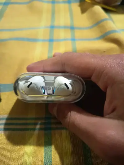 Auriculares Inalámbricos Samsung Galaxy Buds3 Pro - miniatura 3