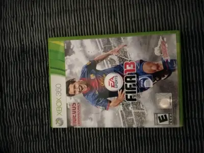Consola Xbox 360 con Kinect y juegos - miniatura 2