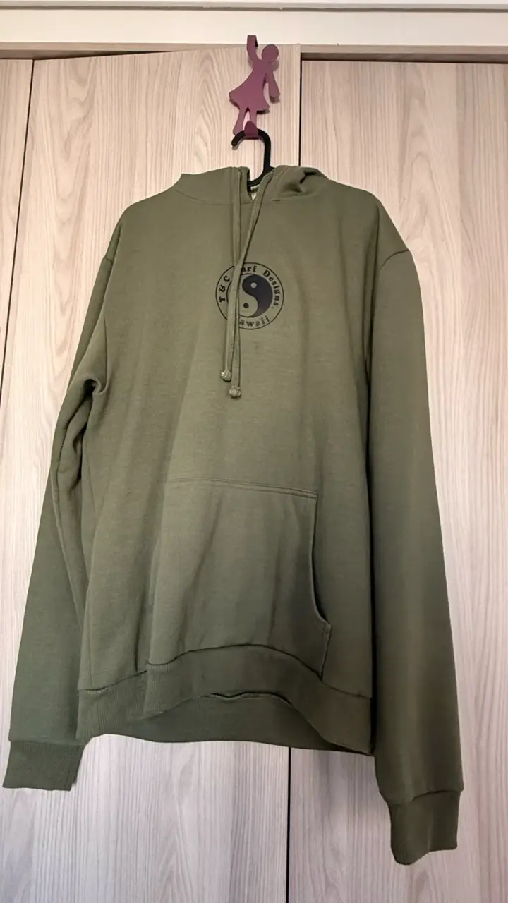 Polerón verde con capucha T&C Surf Designs