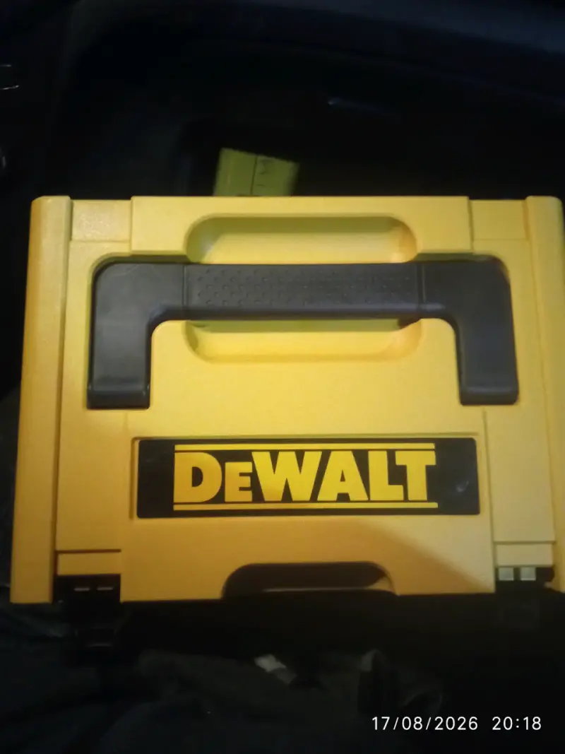 Llave de impacto inalámbrica DeWalt 20V con batería - 2