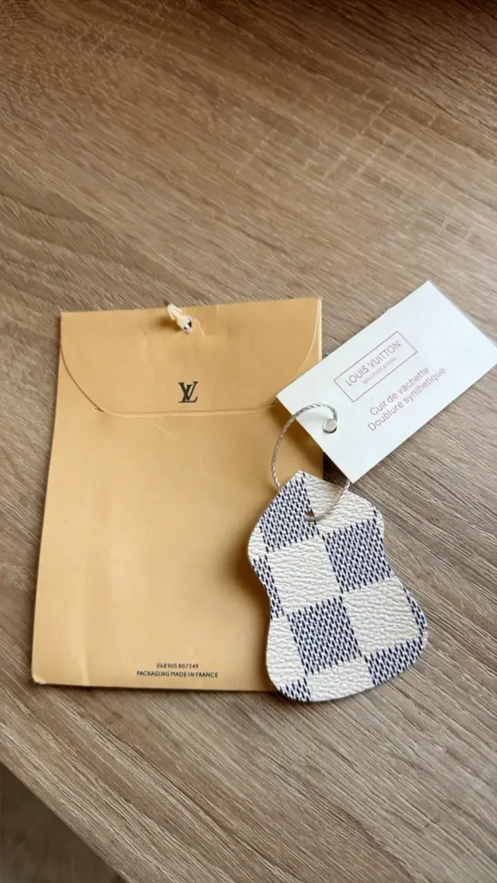 Bolso de mano Louis Vuitton Damier Azur - 5