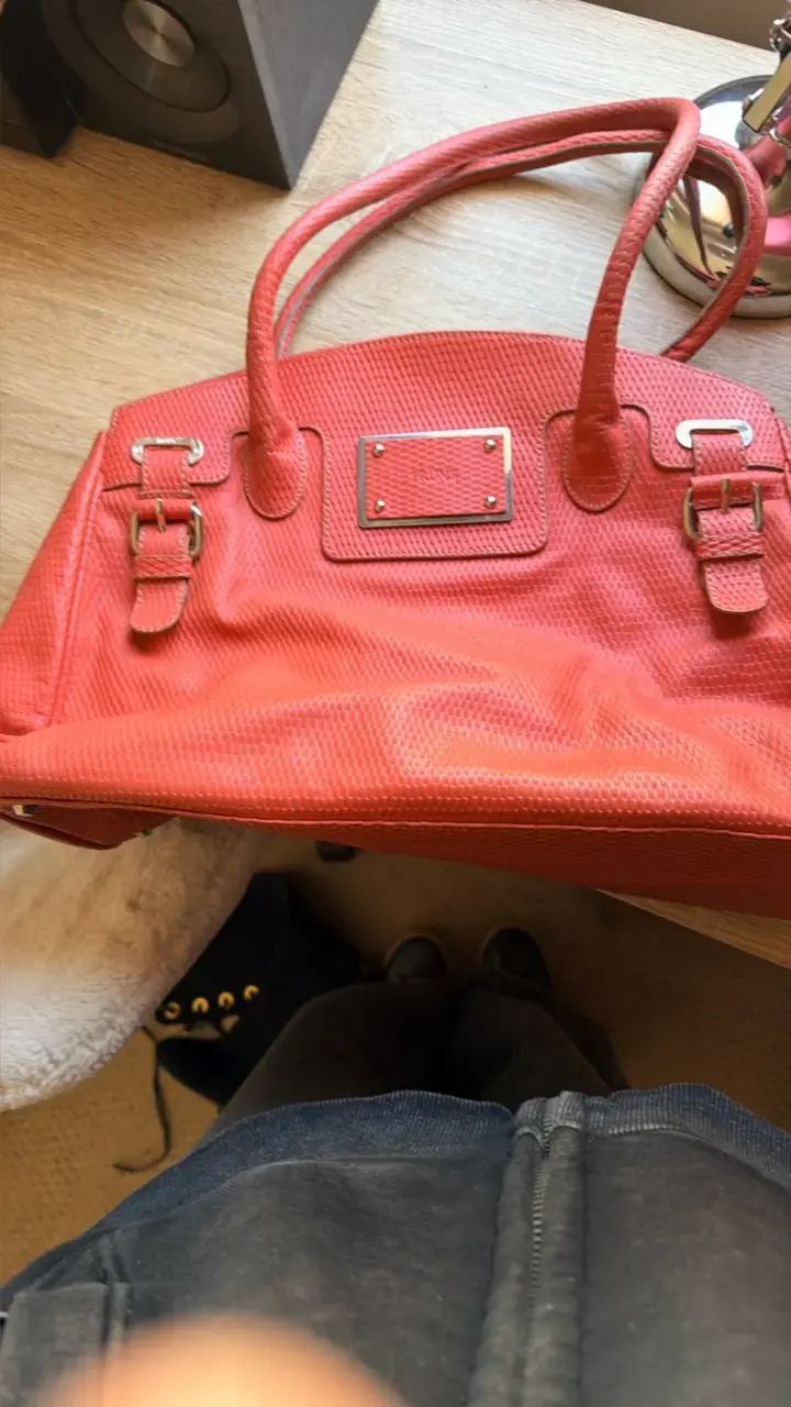 Bolso de mano cuero rojo Prüne elegante