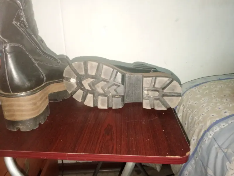 Botines de cuero negro con plataforma - 4