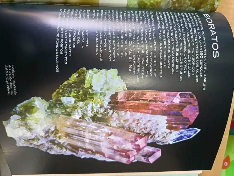 Atlas Ilustrado de Minerales con Fotografías - 5