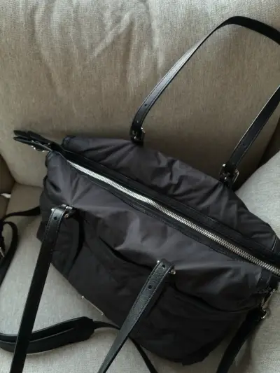 Bolso negro Burberry - miniatura 2