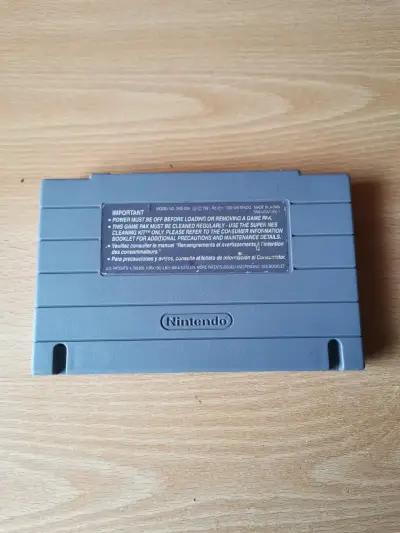 Cartucho de juego Super Nintendo Yoshi's Island - miniatura 2