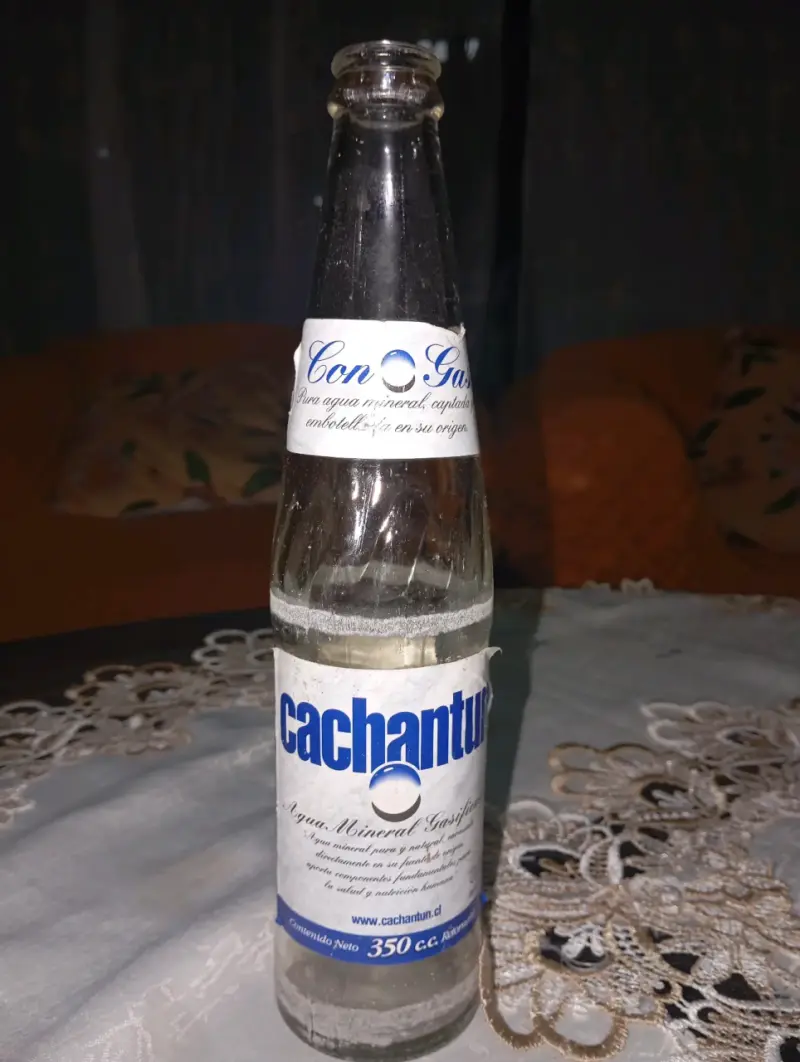 Botella de Agua Mineral Gasificada Cachantun 350cc