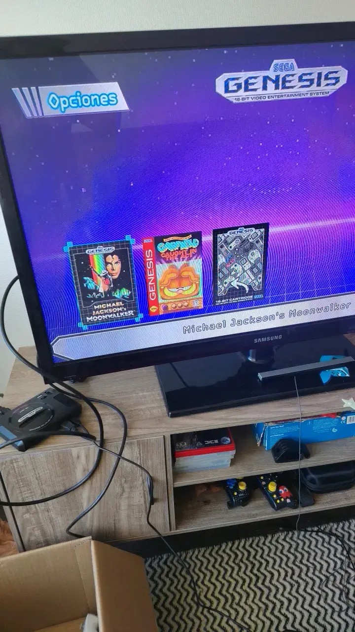 Consola Sega Genesis Mini con Juegos y 2 Controles - 3