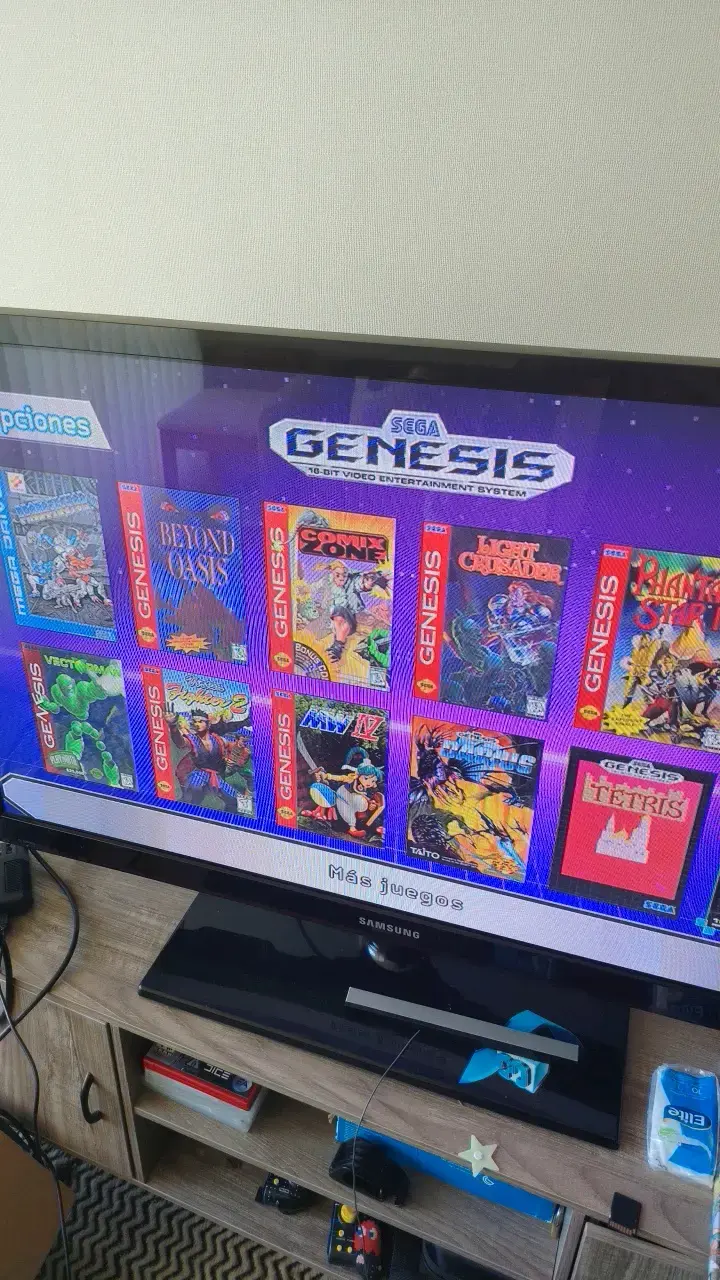 Consola Sega Genesis Mini con Juegos y 2 Controles - 4