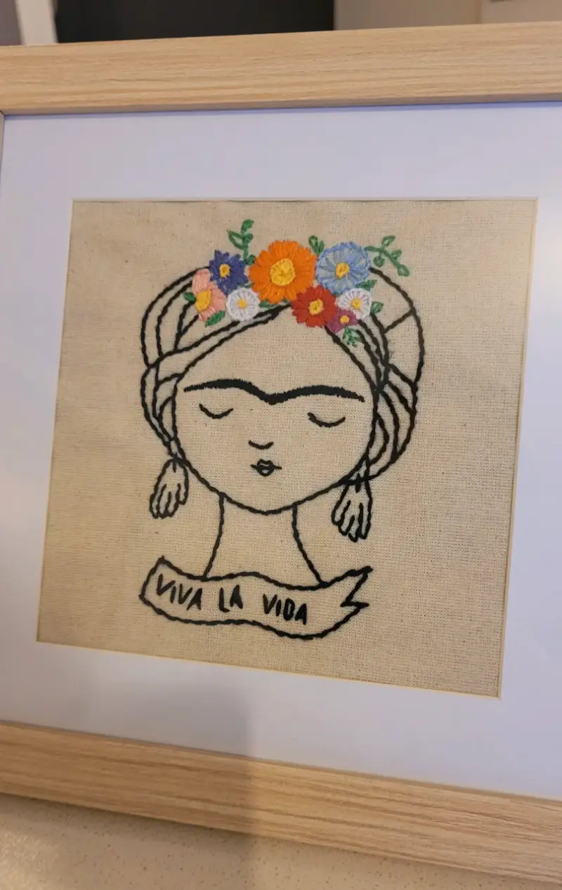 Cuadro bordado a mano / Diseño de Frida Kahlo - 4