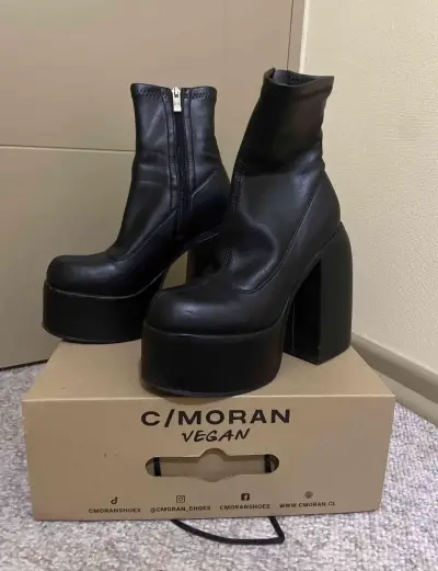Botines de plataforma negros C/Moran Vegan - miniatura 1