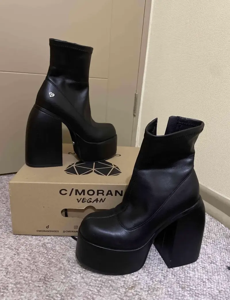 Botines de plataforma negros C/Moran Vegan - 2