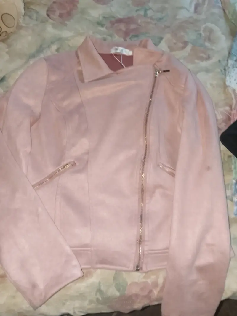 Chaqueta de mujer rosa con cierre asimétrico - 1