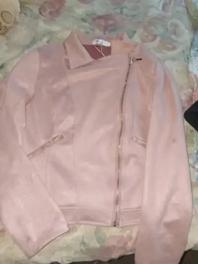 Chaqueta de mujer rosa con cierre asimétrico - miniatura 1