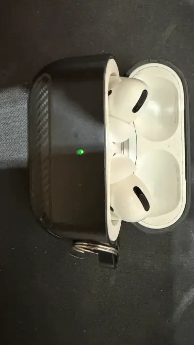 Audífonos inalámbricos con estuche de carga - miniatura 3