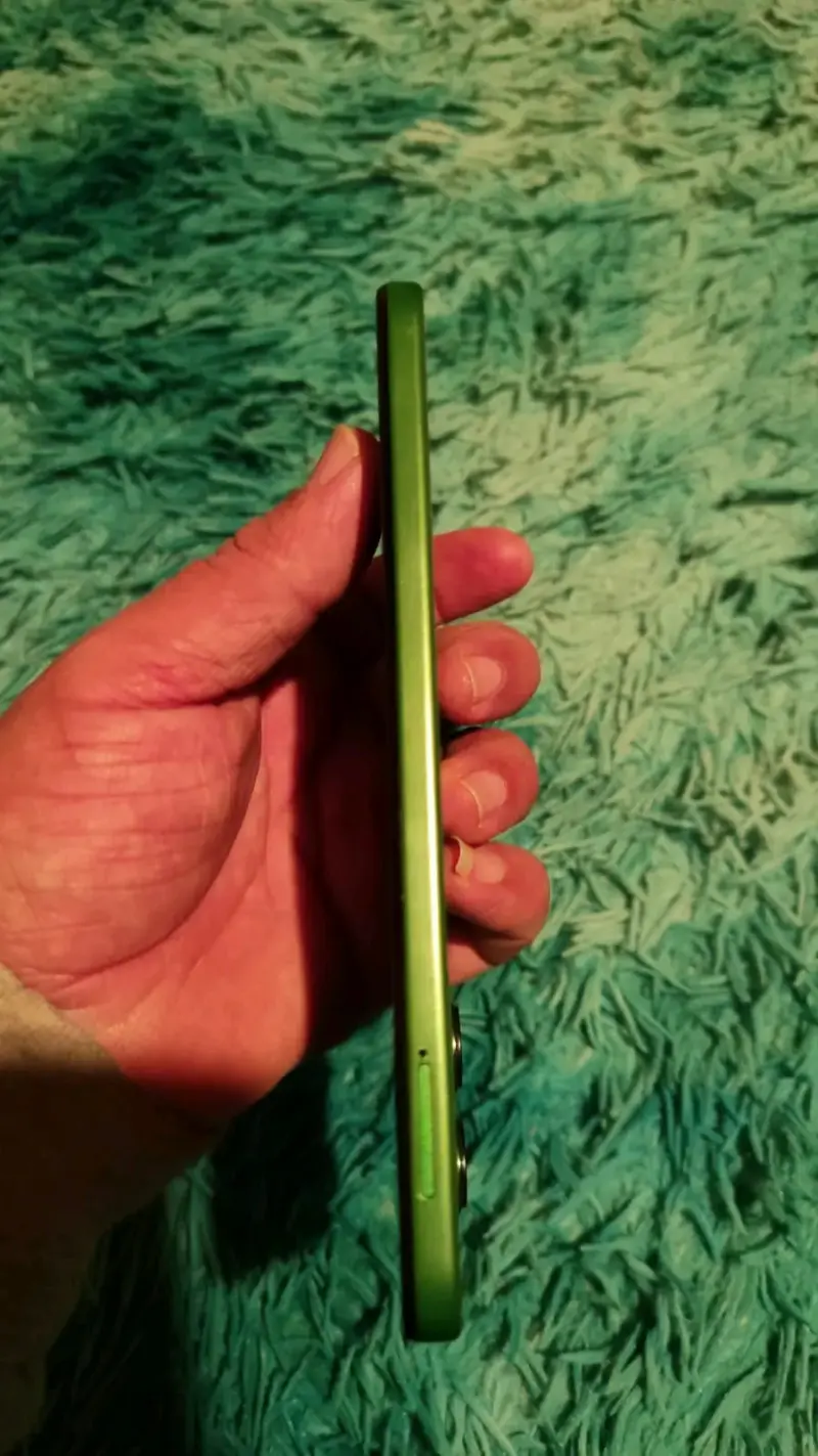 Smartphone Motorola Moto G35 5G Verde - 4