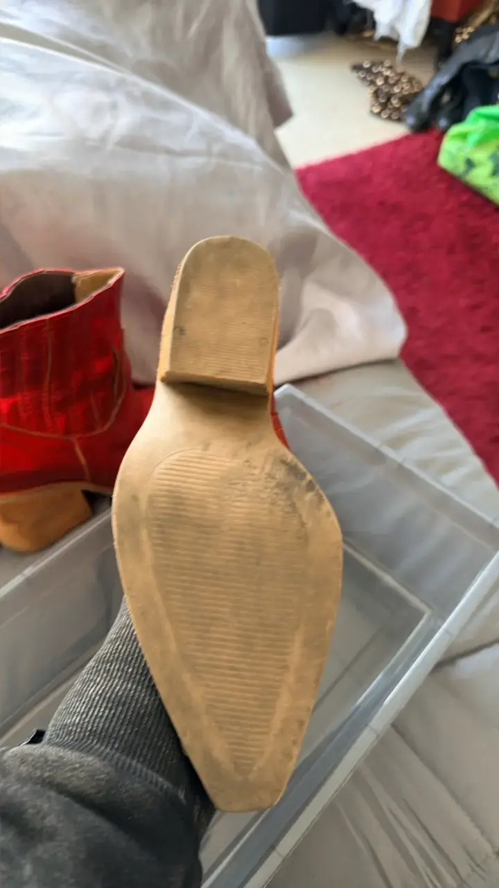 Botines rojos de cuero con tacón ancho - 4
