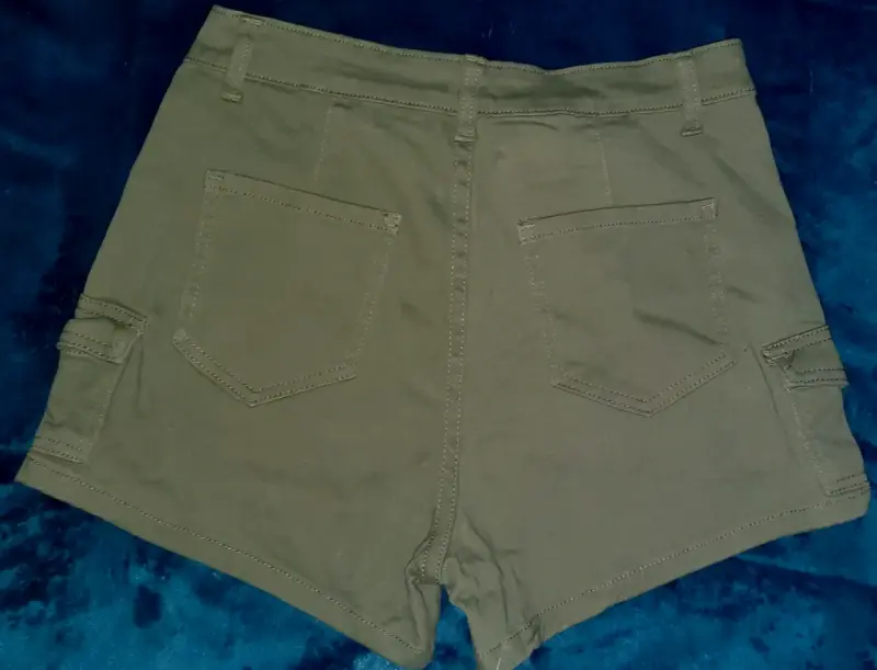 Shorts verdes de mujer talla 38 Corona Issimo - 4