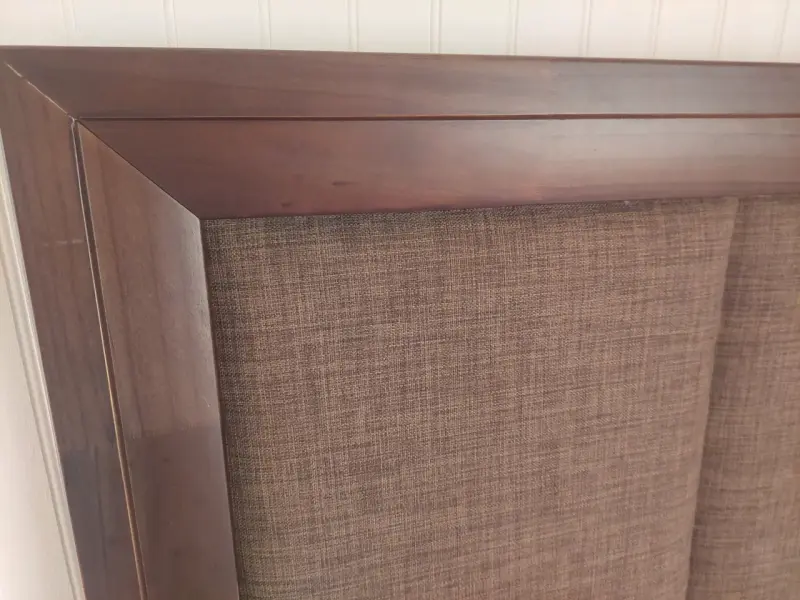 Cabecera de madera y tela para cama - 2