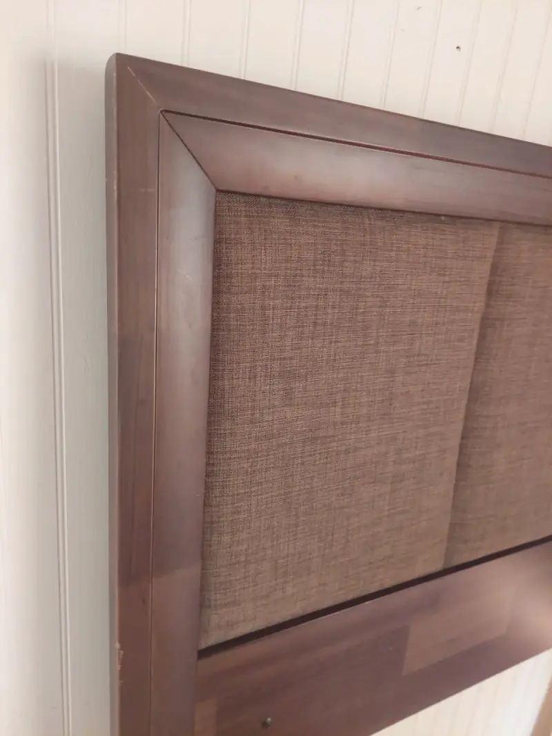 Cabecera de madera y tela para cama - 4