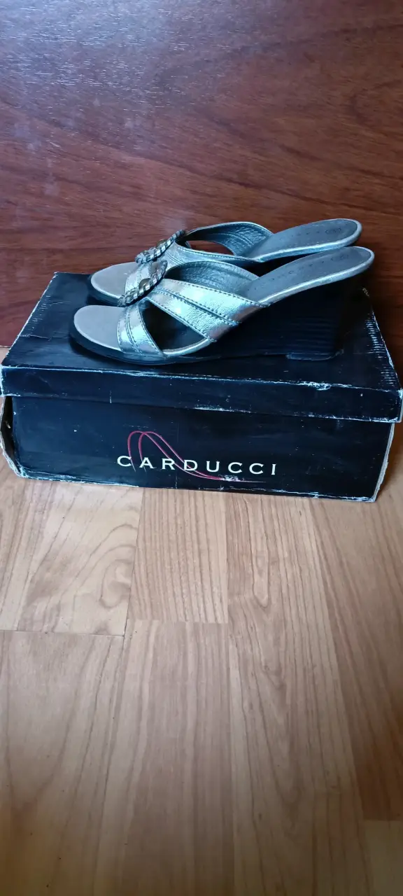 Sandalias de tacón Carducci plateadas talla 35 - 3