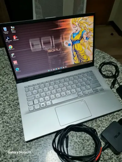 Laptop ASUS VivoBook lista para usar - miniatura 1