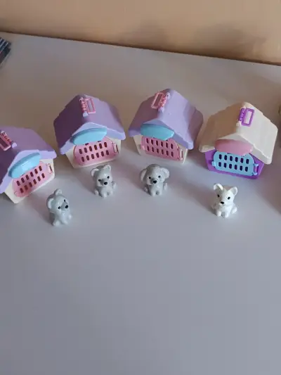 Lote de figuras de acción y juguetes variados - miniatura 5