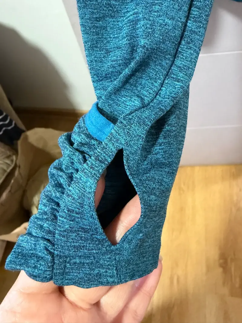 Polera deportiva azul para mujer - 3