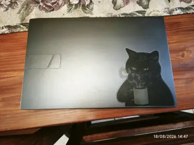 Laptop ASUS VivoBook pro 15 OLED - miniatura 1