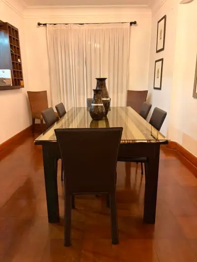 Comedor 6 sillas extensible y complementos - miniatura 4
