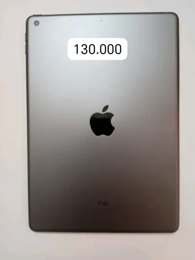 iPad 6ta Generación 32GB Gris Espacial - miniatura 1