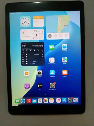iPad 6ta Generación 32GB Gris Espacial - miniatura 3
