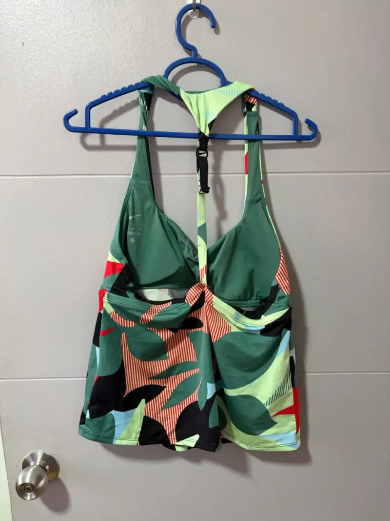 Top deportivo estampado tropical para mujer - 2