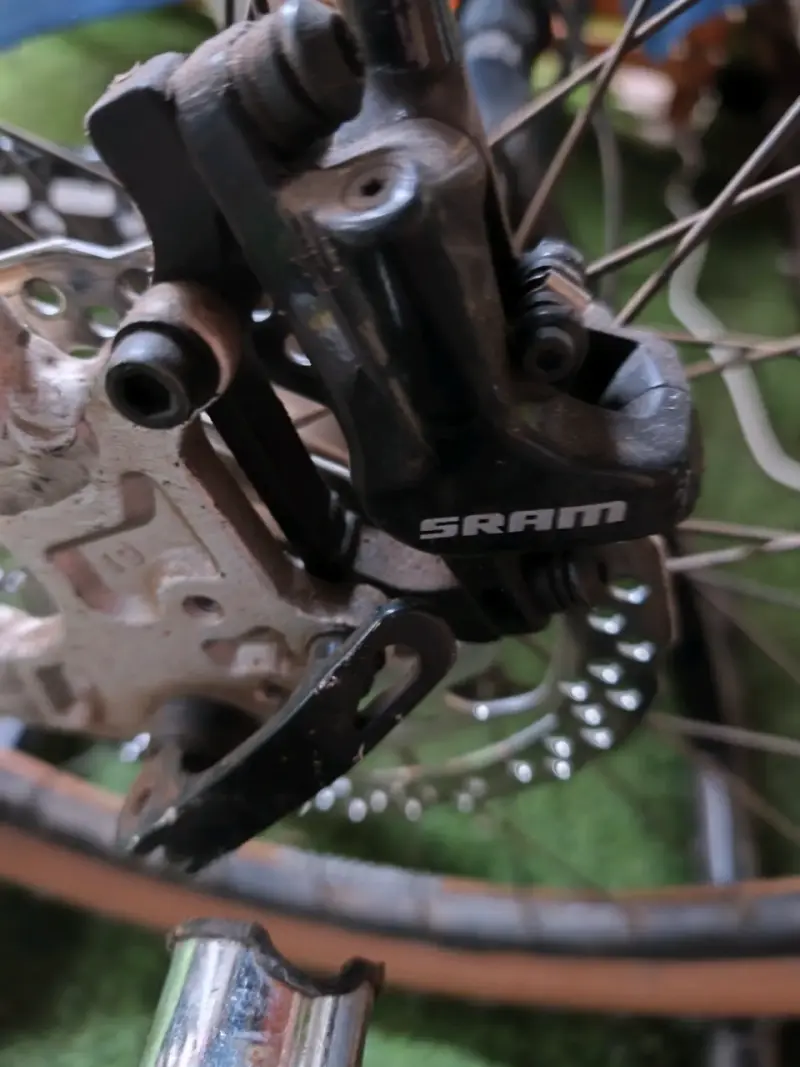 Bicicleta de montaña Jeep con neumáticos Maxxis - 4