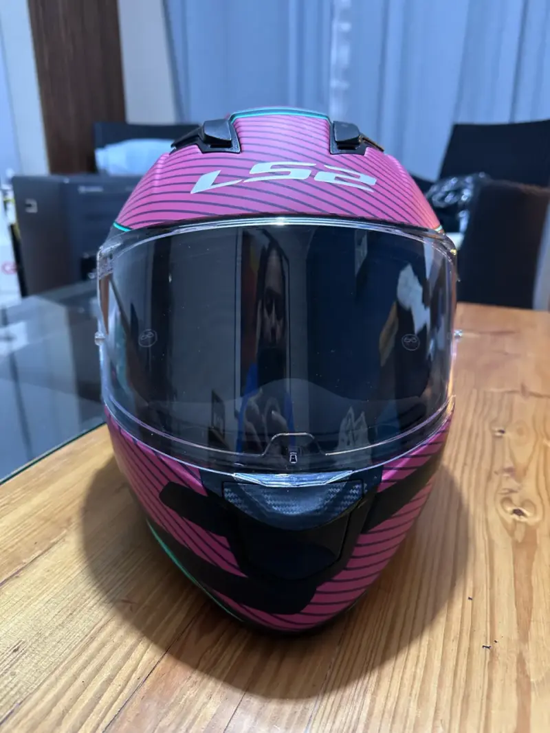 Casco de moto LS2 FF320 Stream Evo rosa y negro - 1