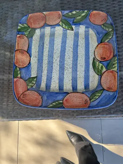 Plato decorativo cuadrado de cerámica pintado a mano - miniatura 3