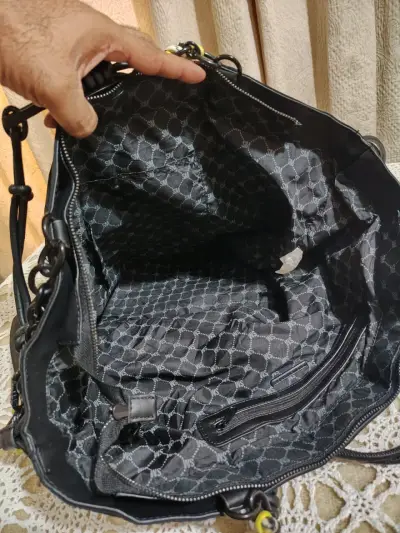 Bolso negro Steve Madden con asas decorativas - miniatura 5