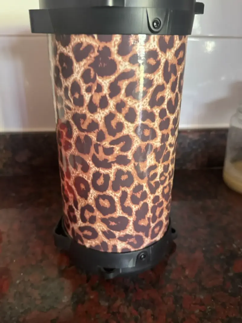 Basurero con diseño de leopardo - 2