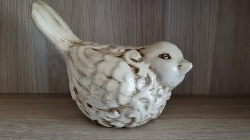 Figura Decorativa de Pájaro en Cerámica