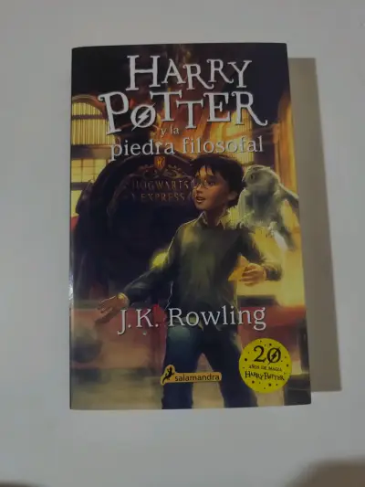 Libro "Harry Potter y la Piedra Filosofal" - miniatura 2