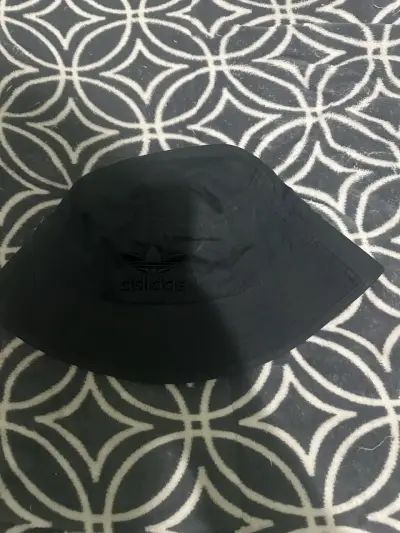 Sombrero bucket negro Adidas unisex - miniatura 1