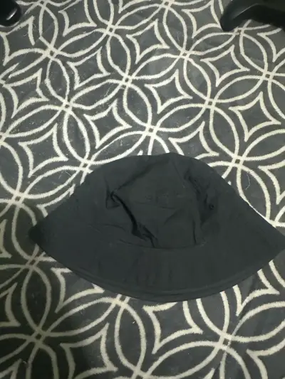 Sombrero bucket negro Adidas unisex - miniatura 4